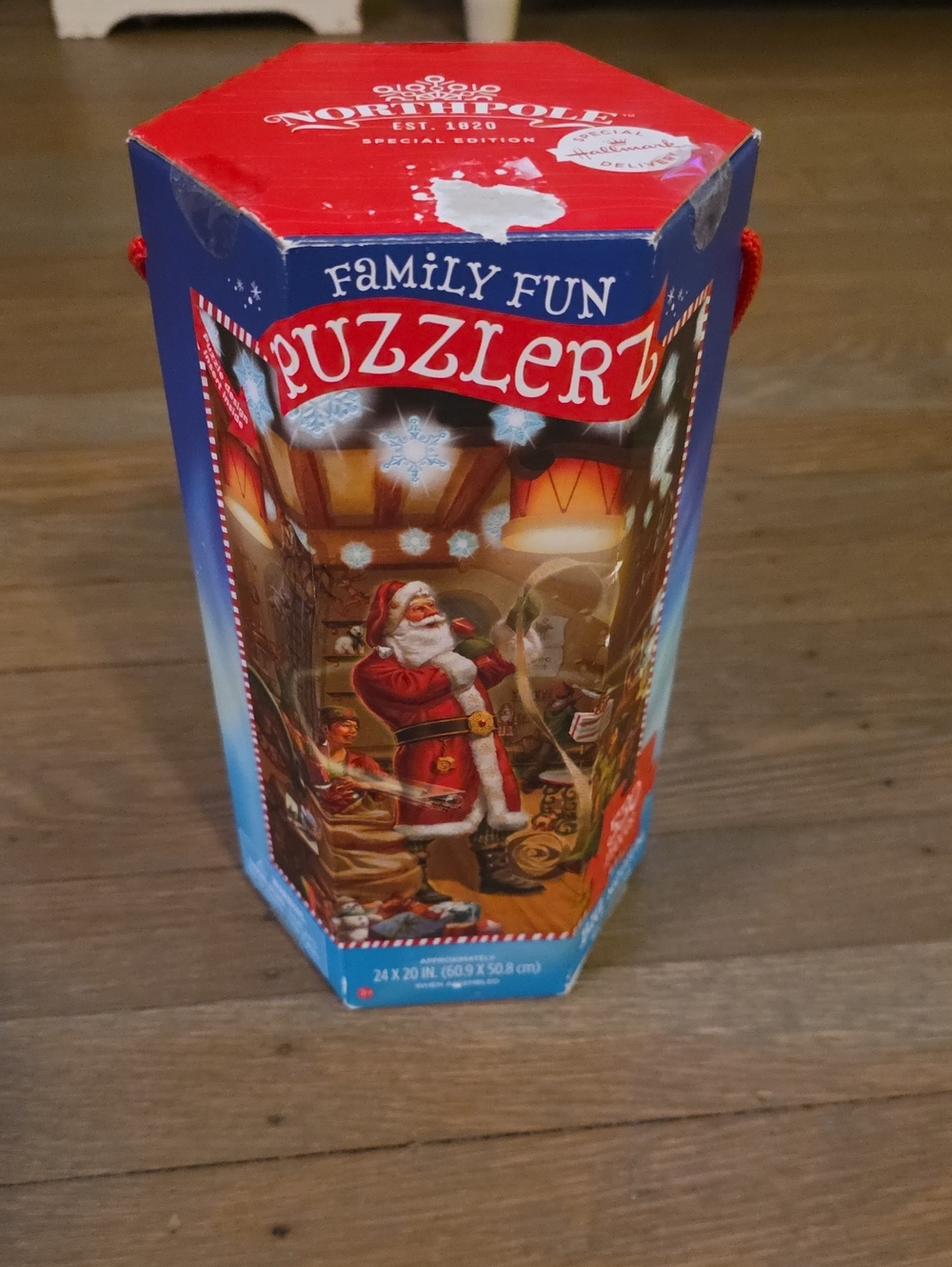 Hallmark Northpole Special Edition Family Fun Puzzler - 530 Pieces NEW Holiday